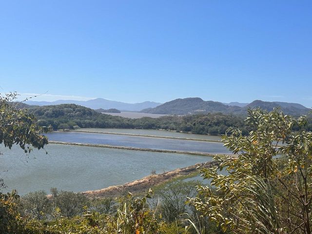 Lote con vista al agua en Guanacaste